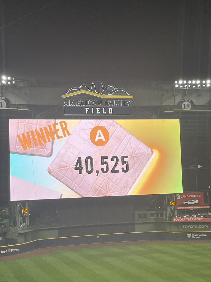 Not a single soul in this stadium knows I cleared solo acquisition on all subclasses b2b