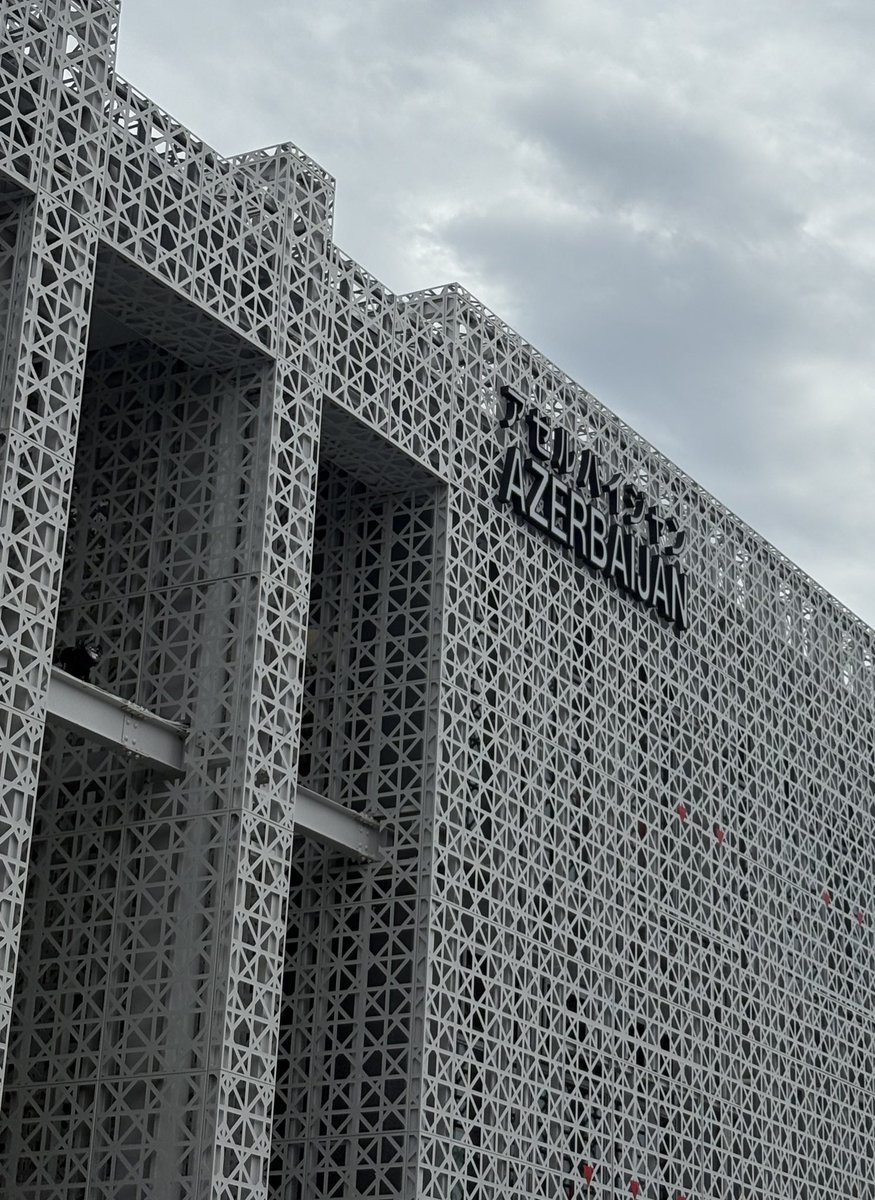 こ な ぴ tweet media