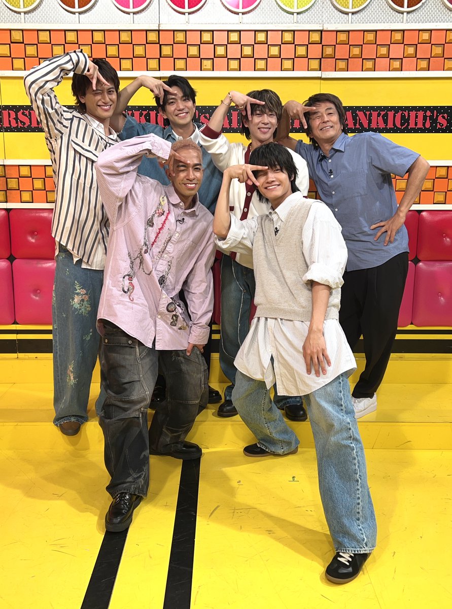 cxnepleague's tweet photo. 📣月曜よる7時は #ネプリーグ

歌舞伎俳優×お笑い王者×Aぇ! group🔥絶対に間違えられないニッポンの常識対決！

堀内さんの無茶振りにも負けない #Aぇǃgroup‼️
一致団結して全員でトロッコに乗ることはできるのか⁉️

#佐野晶哉 #小島健 #末澤誠也 #草間リチャード敬太 #正門良規 https://t.co/qMQmWWDAZs