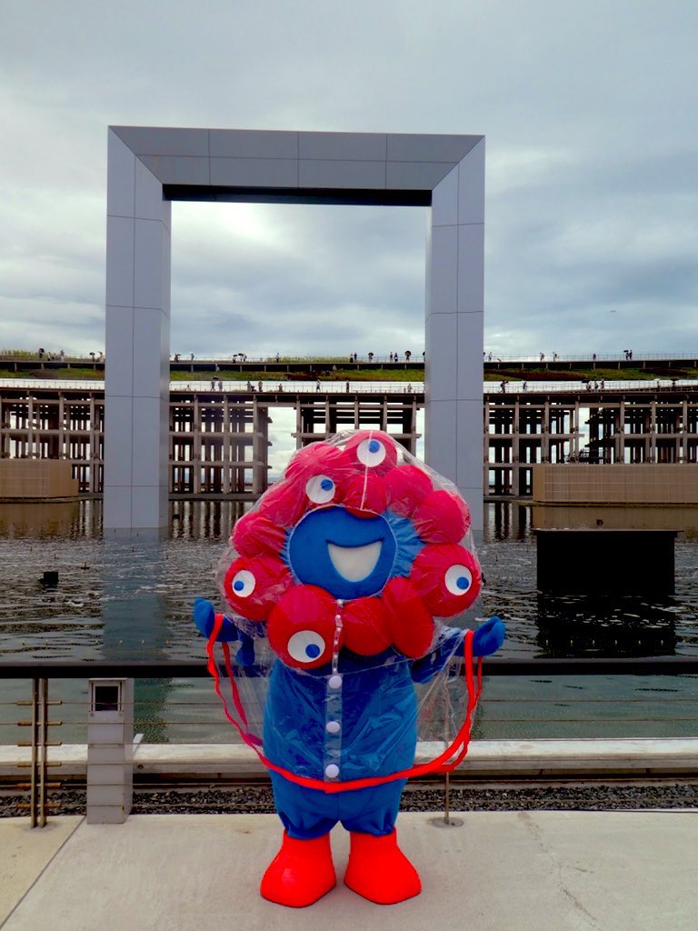 2025年9月13日(土) 11時～ 【ウォータープラザ】 ビニール素材のレイン