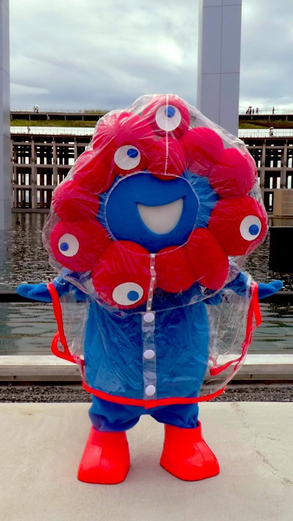 2025年9月13日(土) 11時～ 【ウォータープラザ】 ビニール素材のレイン