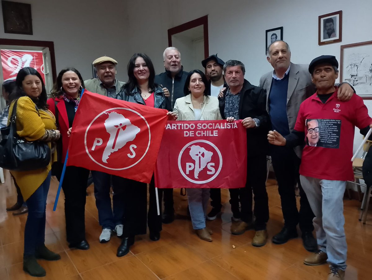 Con mucho entusiasmo, hoy se constituyó en San Javier, el Equipo de Campaña de la Candidatura Presidencial de <a href="/jeannette_jara/">Jeannette Jara Román</a>, integrado por muchas personalidades independientes y de los 12 partidos de centro e izquierda que la apoyan.
#SanJavierConJeannetteJara <a href="/PSChile/">Partido Socialista de Chile</a>