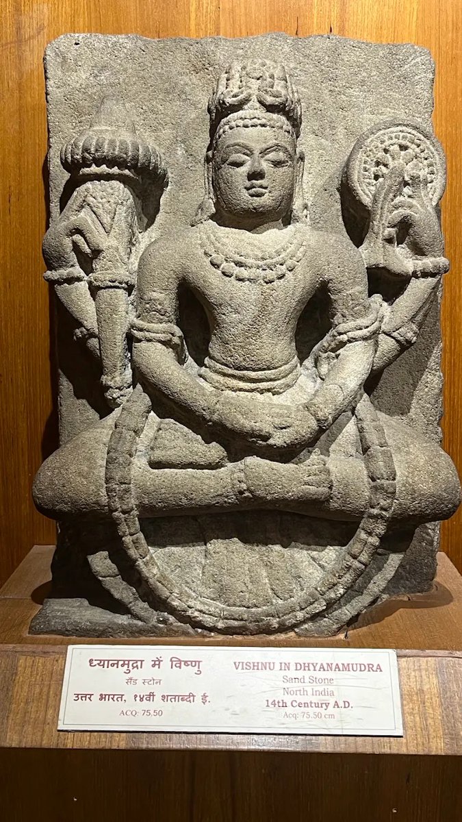 Rare : Vishnu in Dhyanamudra
14th century ce
Currently housed in Salar Jung Museum
#Archaeology
