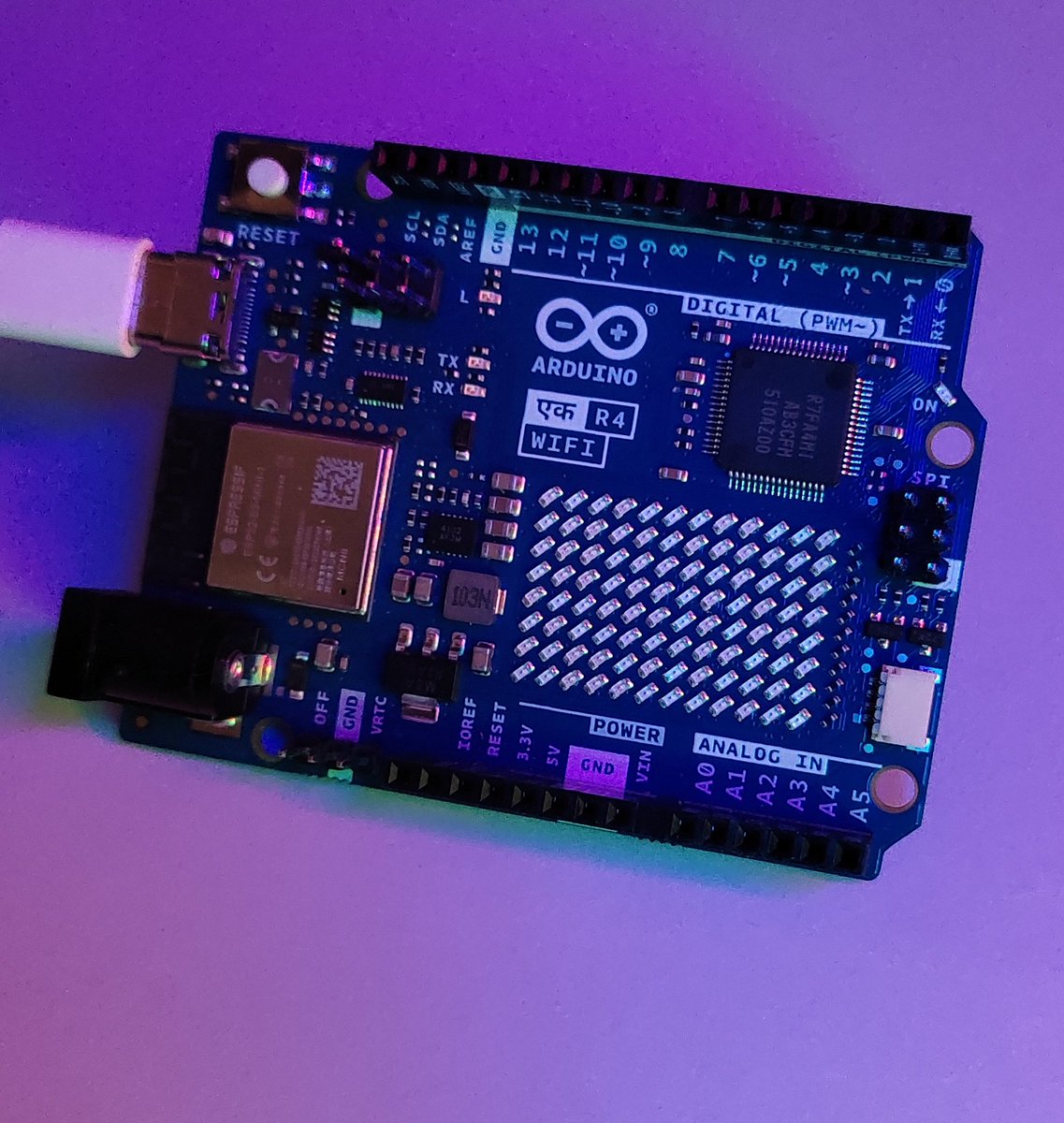 TechWithpi's tweet image. Arduino UNO R4 wifi 

#arduino #Uno #nano #DIY