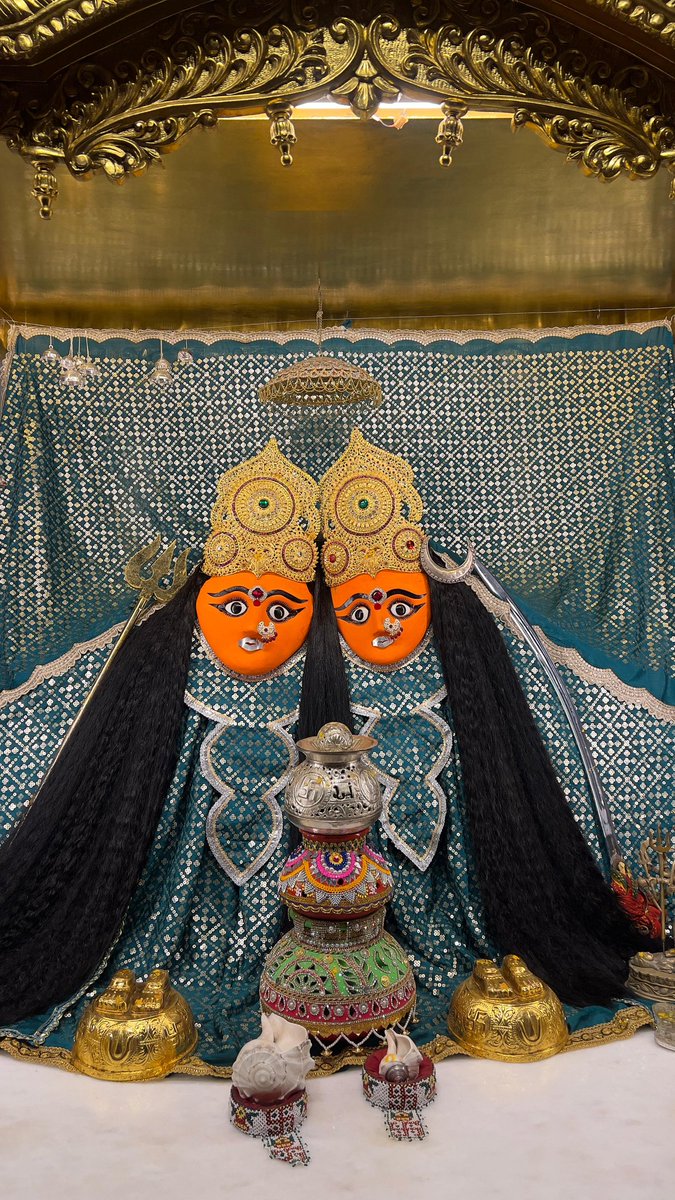 ChotilaTemple's tweet image. શ્રી ચામુંડા માતાજી મઢ મંદિર દર્શન - ચોટીલા 🙏🏻