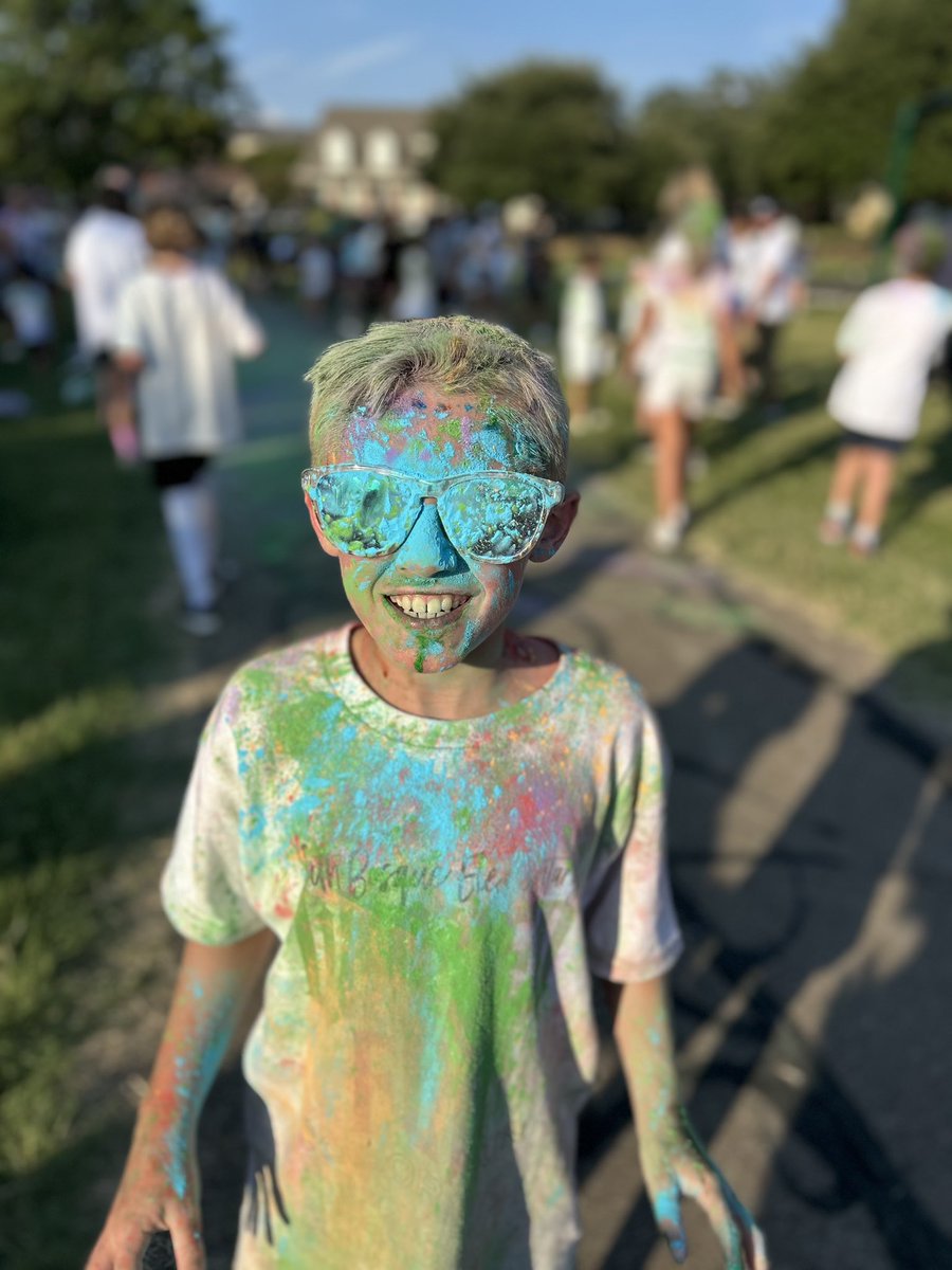 Wicked Fun Color Run was a success! Thank you everyone for joining and thank you to our fabulous South Bosque PTA!!! #theresnoplacelikesbe