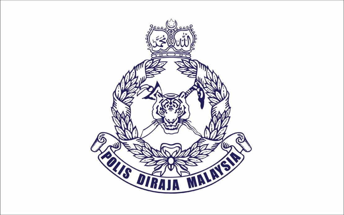 bernamadotcom's tweet photo. Polis tahan lelaki disyaki sebar kenyataan berunsur hasutan, aibkan Agong 

https://t.co/bCFeYwEgY1

#BernamaNews #tahan #hasutan #Agong https://t.co/b4r92WMFLI