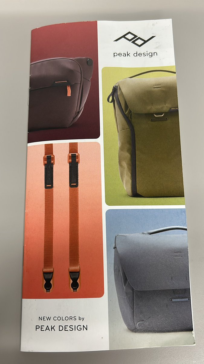 PeakDesignTokyo's tweet image. U can buy #newcolors!!!
商品揃ってます！
カタログも作ってみました。ご自由にどうぞ！