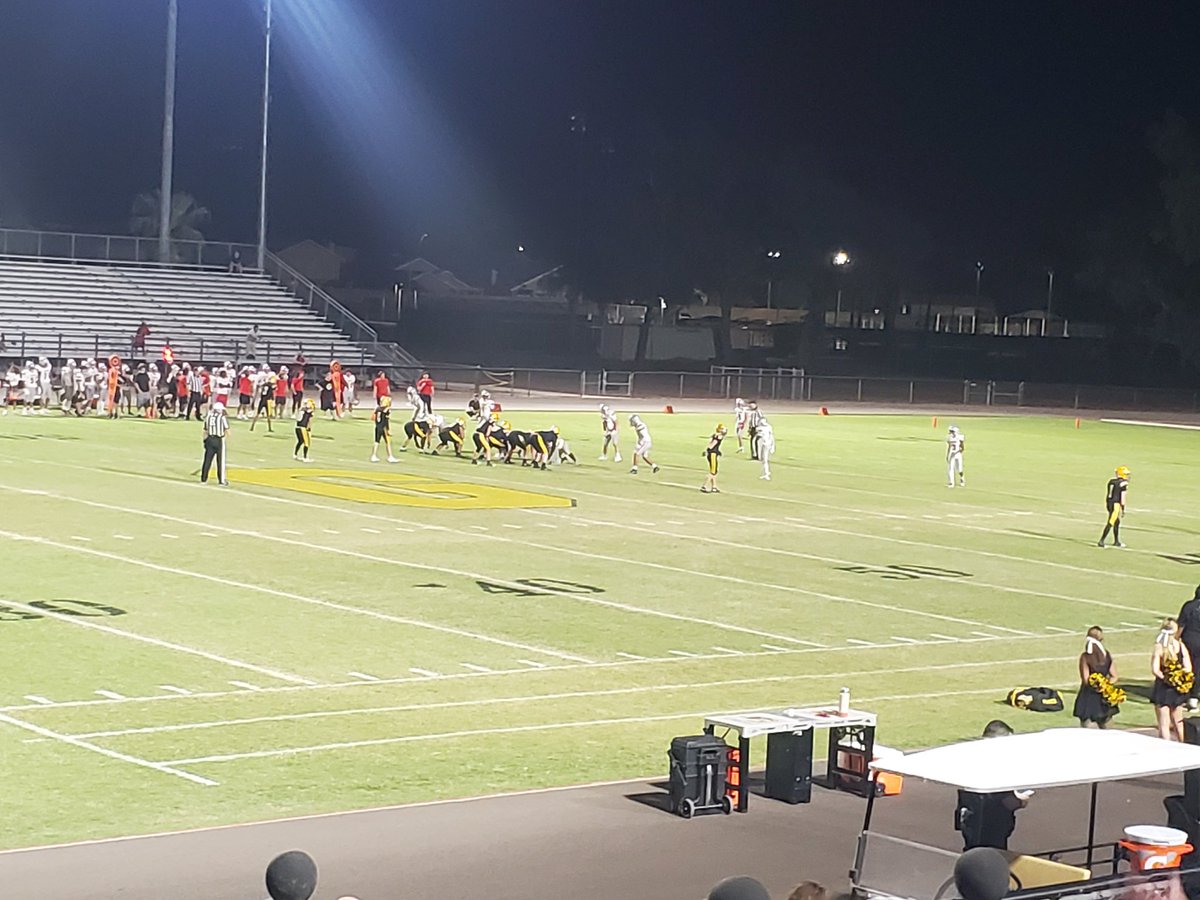 Gilbert up 41-0 vs Central at Half Time.
Gilbert with some interceptions and some solid offense makes for a tough combination to stop.
Thank you Coach Brown for the hospitality! <a href="/Coach_Stev_B22/">Stevann Brown</a>
<a href="/gridironarizona/">Gridiron Arizona</a> <a href="/VarsityShow/">Varsity Sports Show-- Varsity Media Foundation</a> <a href="/AZHSFB/">ArizonaVarsity.com 🔥PREPS🔥</a> <a href="/CodyTCameron/">Cody Cameron</a> <a href="/CamCox12/">Cameron Cox</a> <a href="/GilaRiverHawks/">Gila River Football</a>