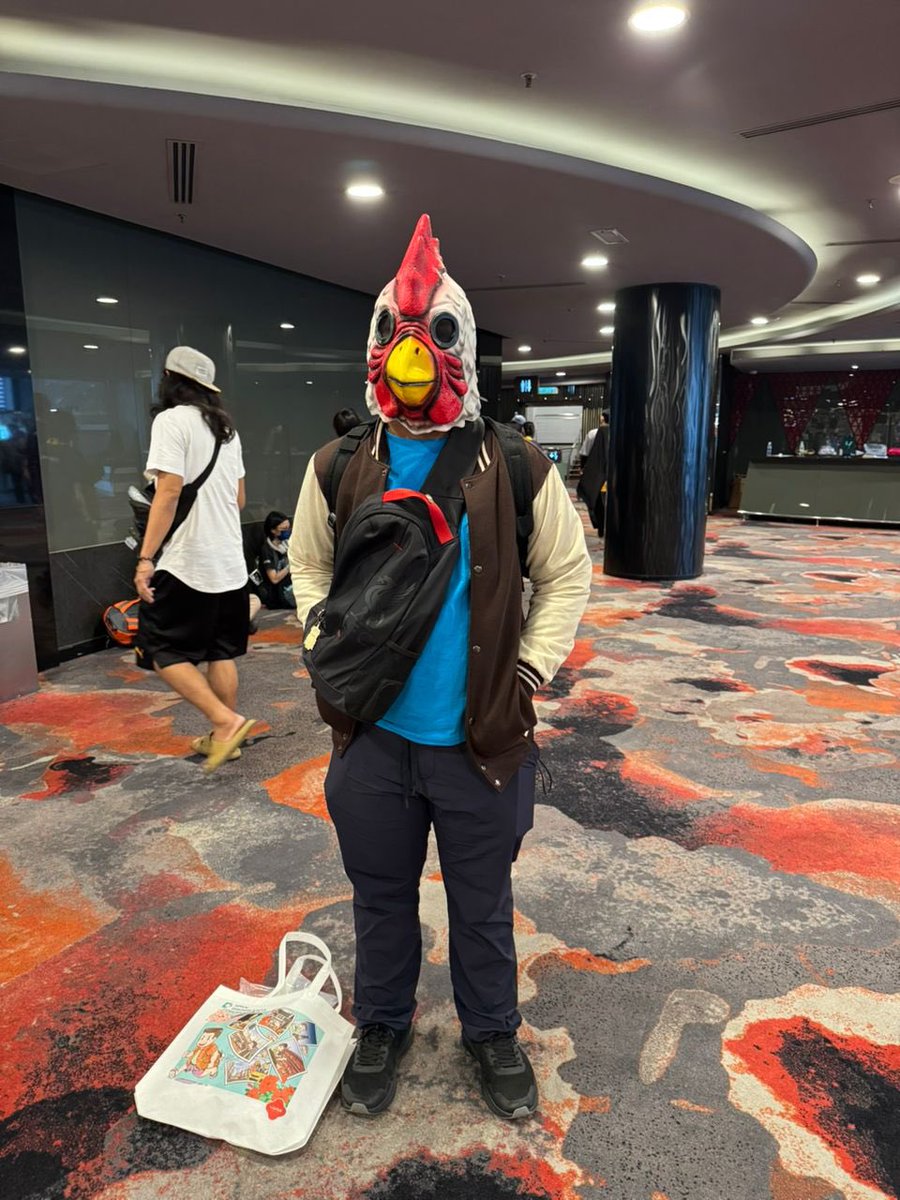 weetim's tweet photo. cool Jacket cosplay 🐔☎️ #hotlinemiami https://t.co/ufMxAbZRCM