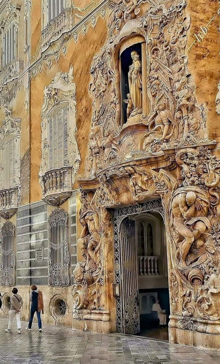National Museum of Ceramics, Valencia, Spain

The museum houses the largest national collection of ceramics, dating  from the 18th century to the contemporary period, and includes pieces by  Picasso

#Europe #travel