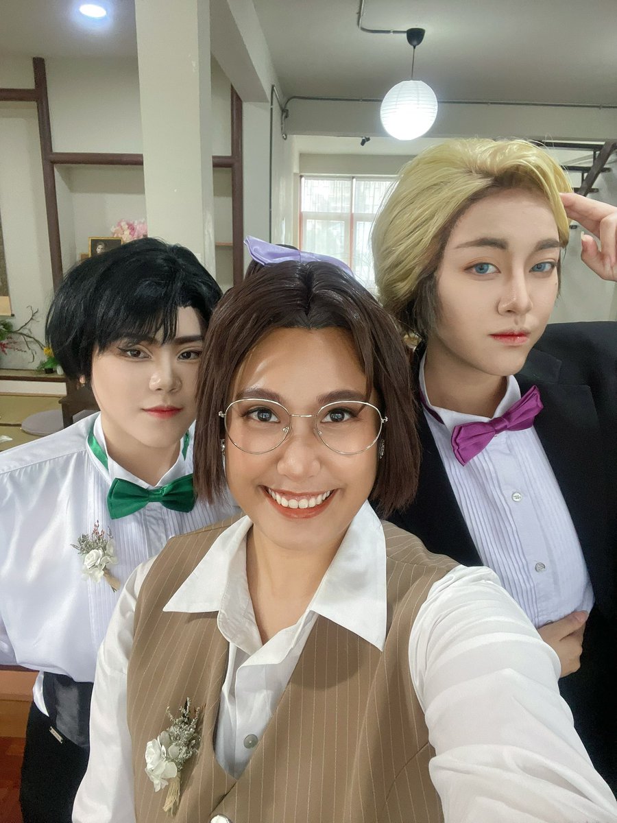 ยินดีกับเจ้าบ่าวเออร์วิน-รีไวล์ด้วยนะ!

(พวกเธอหนีฉันไปแต่งงานกันแล้วว😭)

💚ใครมาคาเฟ่เอรูริวันนี้เจอกันค้าบบบ💜

#eruriwindandwings
#eruriweddingth