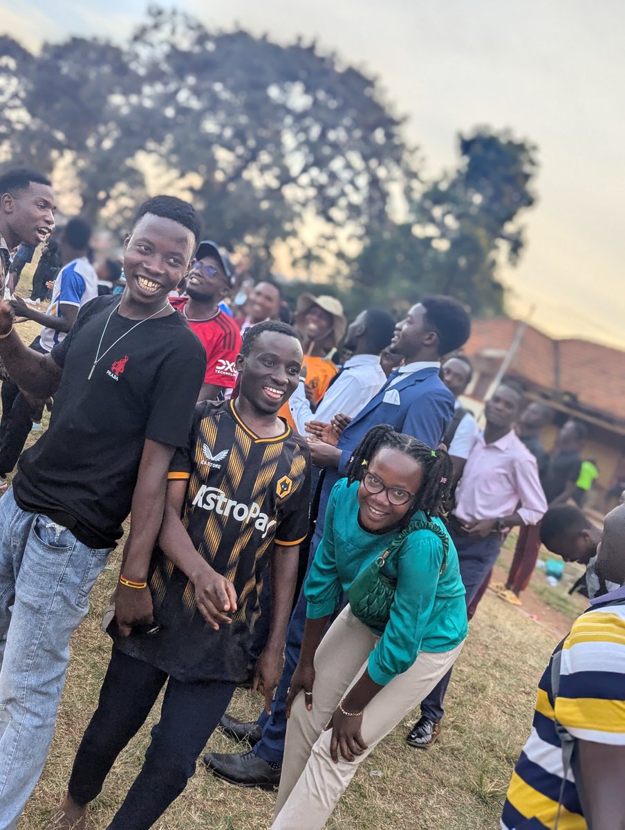 Kano_MJB's tweet photo. Proudly moving with fellow students at Teargas Arena @Makerere on a hunt for a win we got during the semi finals football match against CAES. Congrats family.WE ARE THE INTELLECTUALS FROM CEES.
CEES 0 (5) Vs (4) 0 CAES
#CEES #Leadership 
@Mak92ndGuild @MukisaCMayende @Makerere https://t.co/6qMWz5NZNF