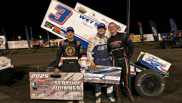 POWRi_Racing's tweet photo. Ayrton Gennetten Captures Victory with POWRi 410 Outlaw Sprints at Lee County Speedway. Read More: https://t.co/PTieF9dOTT https://t.co/SvsjzMLTSX
