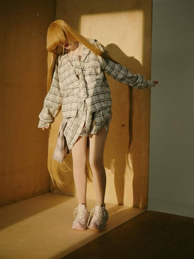 mikiosakabe Sailor Cat / Gray Bug Pleats Skirt Embroidery / Gray