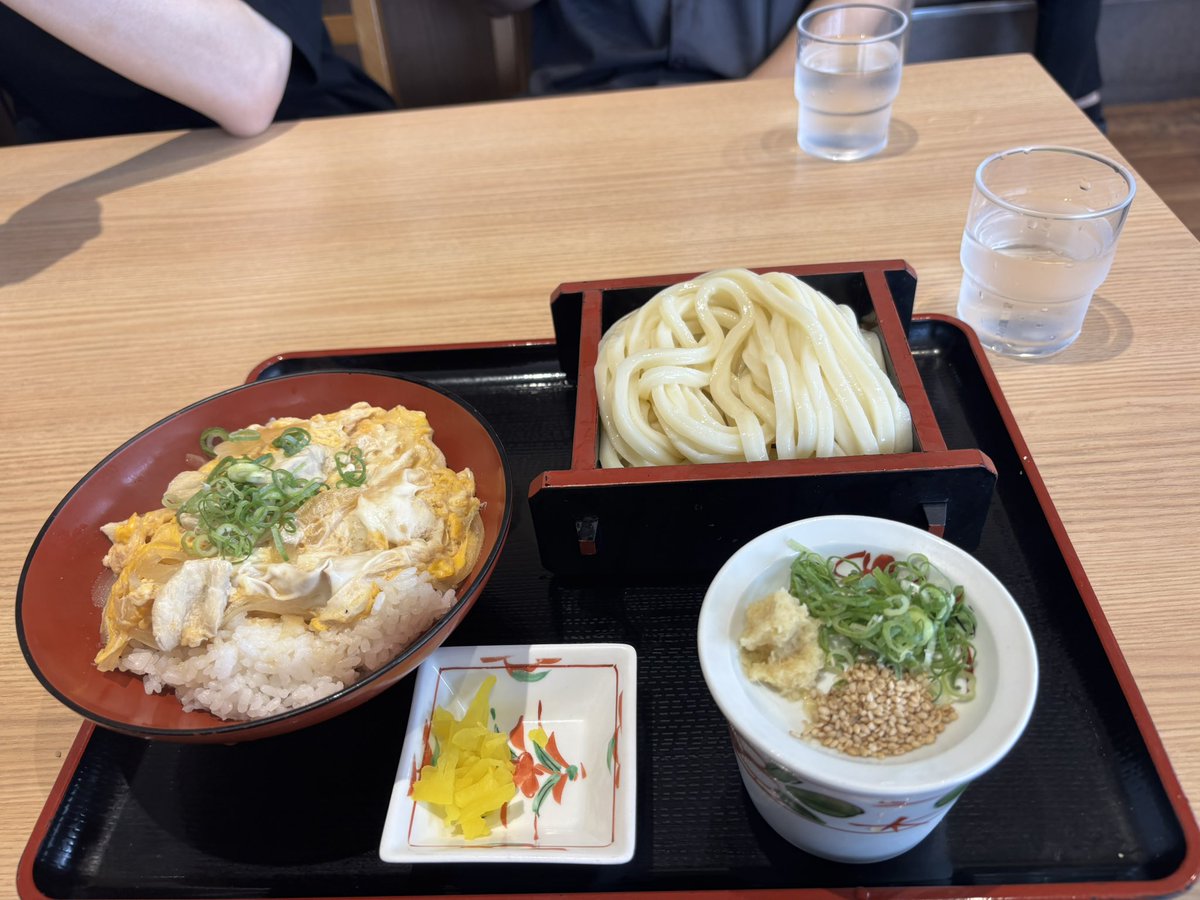 昼飯！！空港で