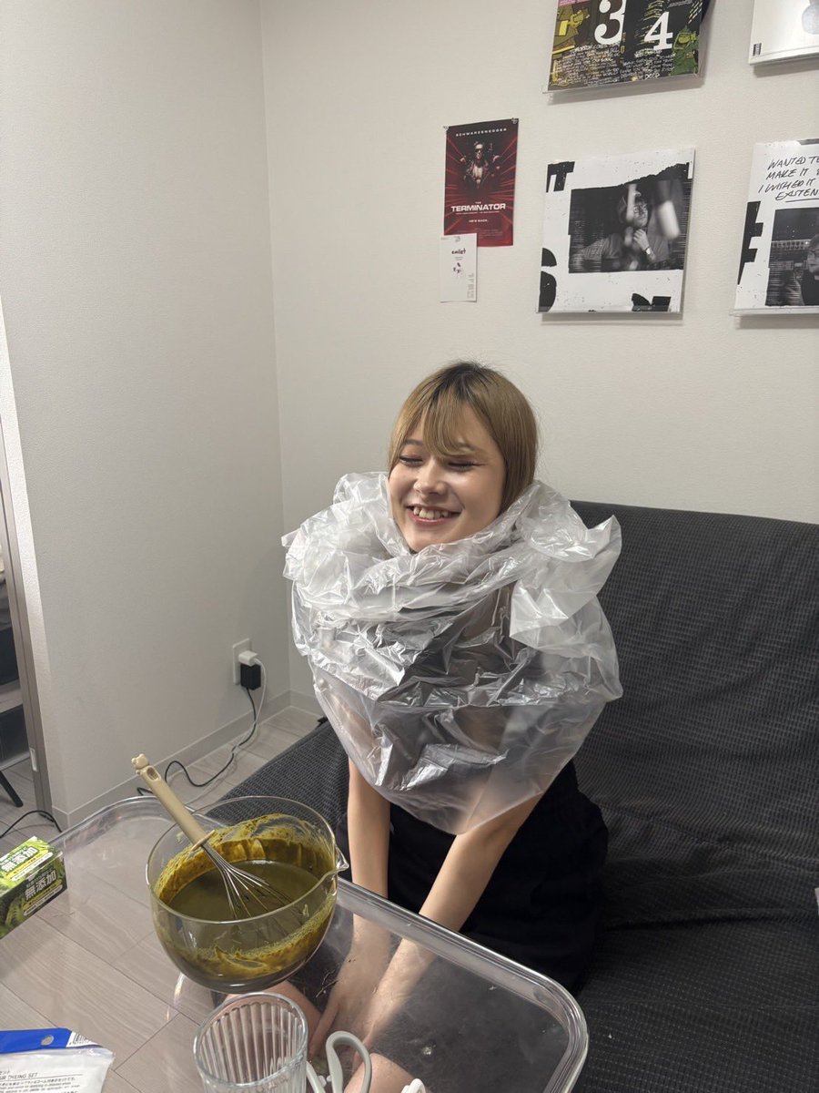 aachu216's tweet image. 金髪あぁちゅ最後の姿がこちらです
お納めください