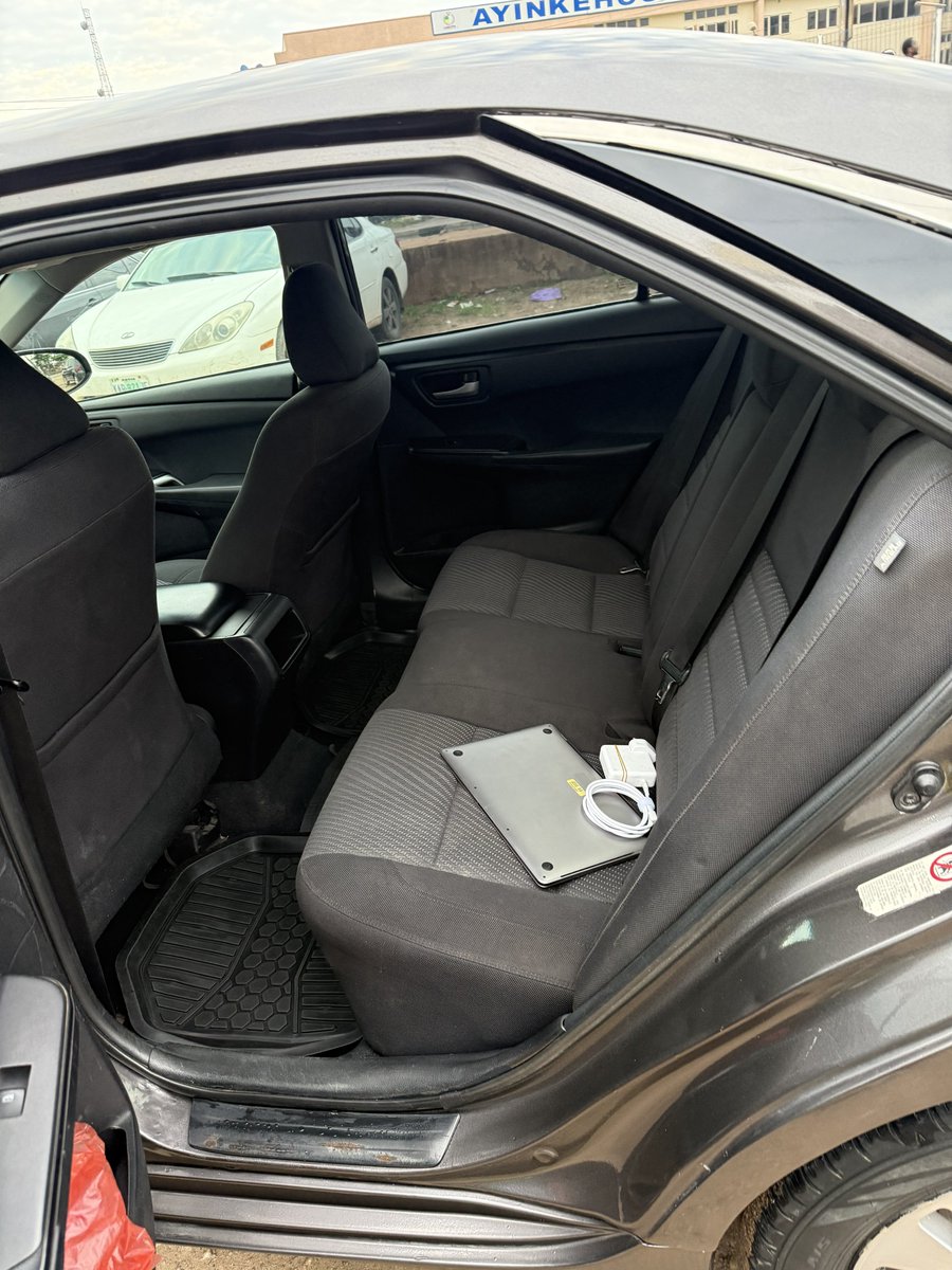 Used Toyota Camry 2015

V4 Engine 

Engine intact 

AC chilling 🥶

Buy and Drive ✅

Price - 12 Million Naira 

Location : Ikeja 🤲🏾

Kindly send a DM for more Media  and enquiries 

Call  / WhatsApp - 08138303572

Pls Help Retweet 🤲🏾🤲🏾🤲🏾🤲🏾