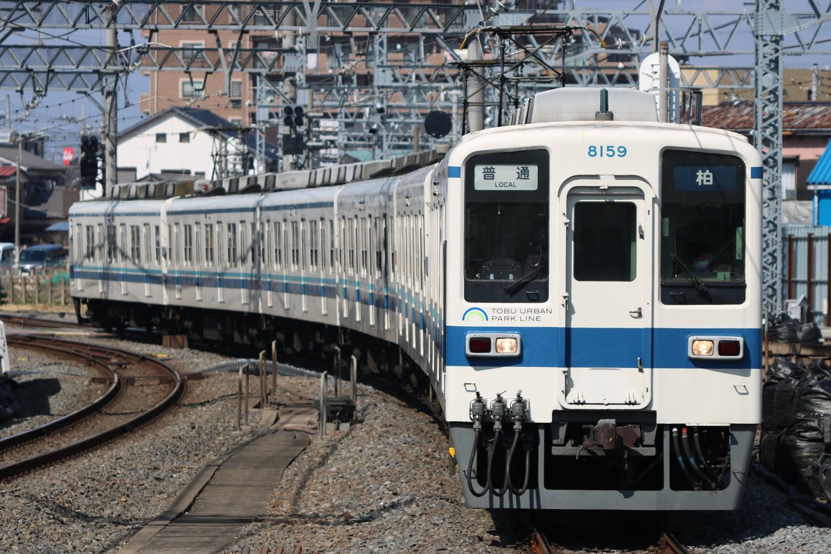 東武8000系8159F👋
52年も走っていたんですね。長い間ご苦労様でした。更新顔の幕車は8163Fのみに...