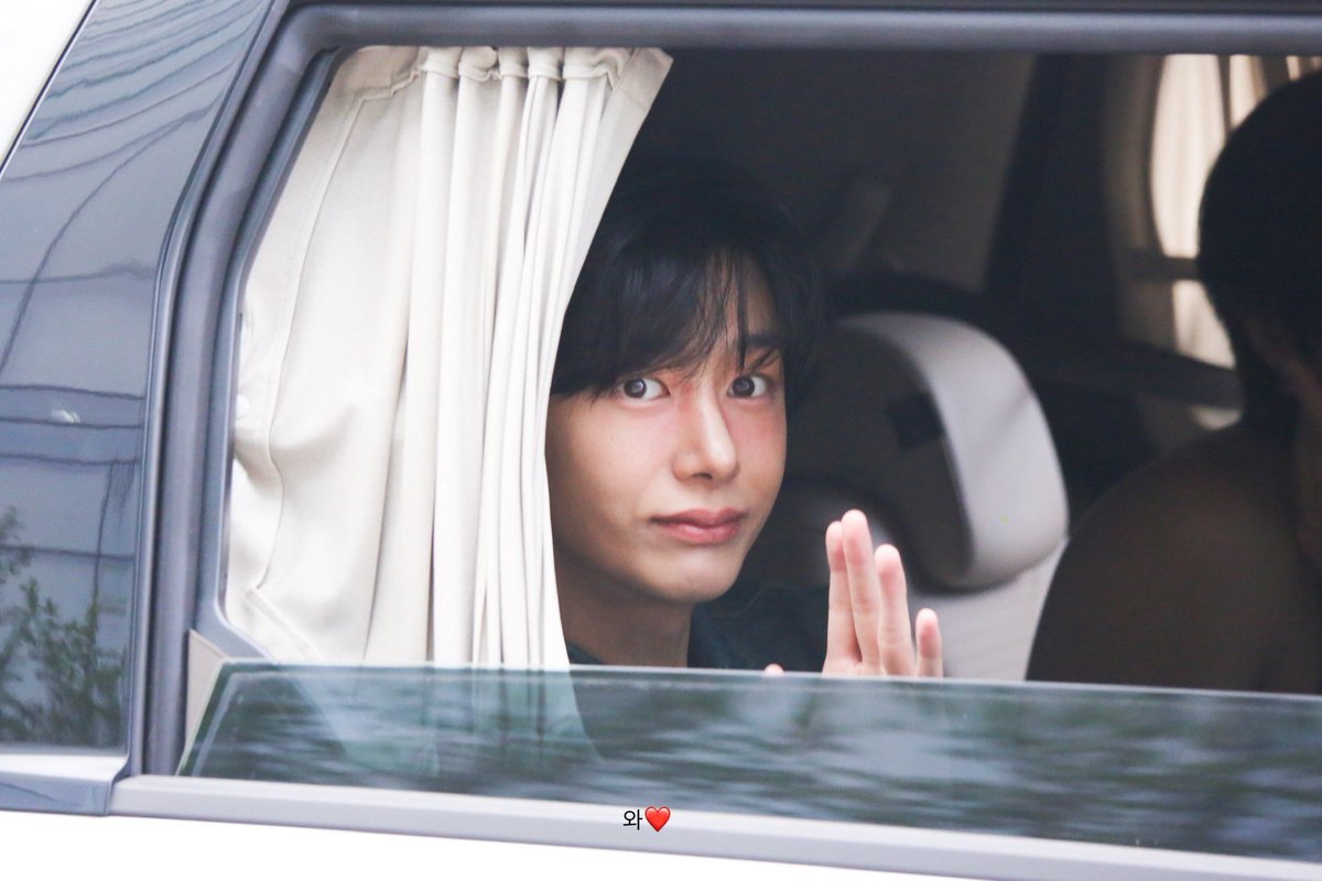 와♡ tweet media