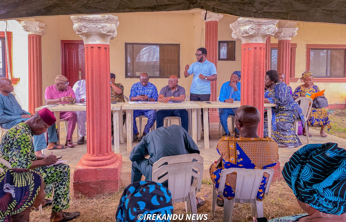 adewumiadeyemii's tweet photo. PHOTOS: This week at Obokun PDP stakeholders meeting β united for progress. π
#Obokun #PDP #Imole #LeadershipThatWorks #Irekandu https://t.co/WHh4GIUPqE
