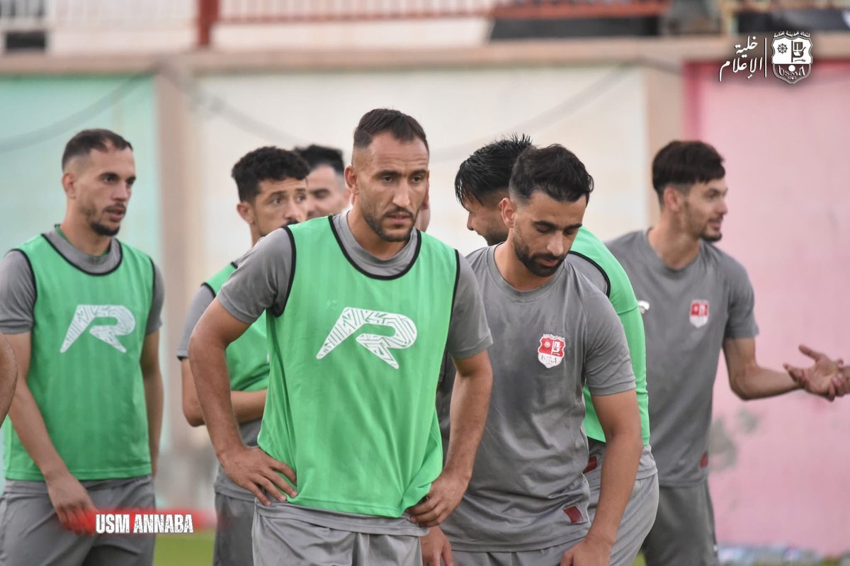 usma_Xtra's tweet photo. 📸 صور أخر حصة تدريبية قبل مبارة الجولة الأولى أمام المستضيف نادي التلاغمة.
كل الصور : https://t.co/gnlsNFaHu3
🔴⚪️ #USMANNABA https://t.co/yYJvzw8TJY