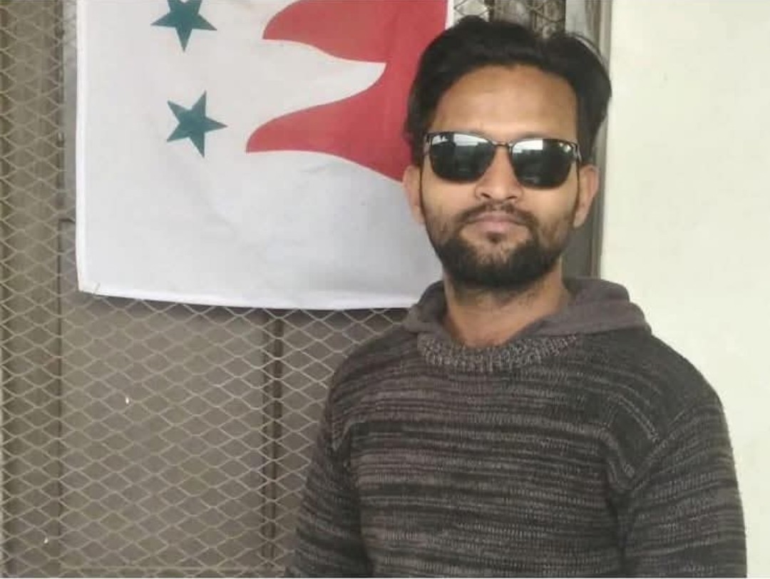 manislam's tweet photo. Aktaruzzaman Takim, a #StudentLeague leader from Rajshahi, #Bangladesh arrested by Dhaka Police without any charge. Now rumor suggests, he may be given to a Islamist mob for lynching or may even fall victim to a staged #crossfire. Pls intervene urgently @amnesty @hrw @volker_turk https://t.co/Kln1zSBALy
