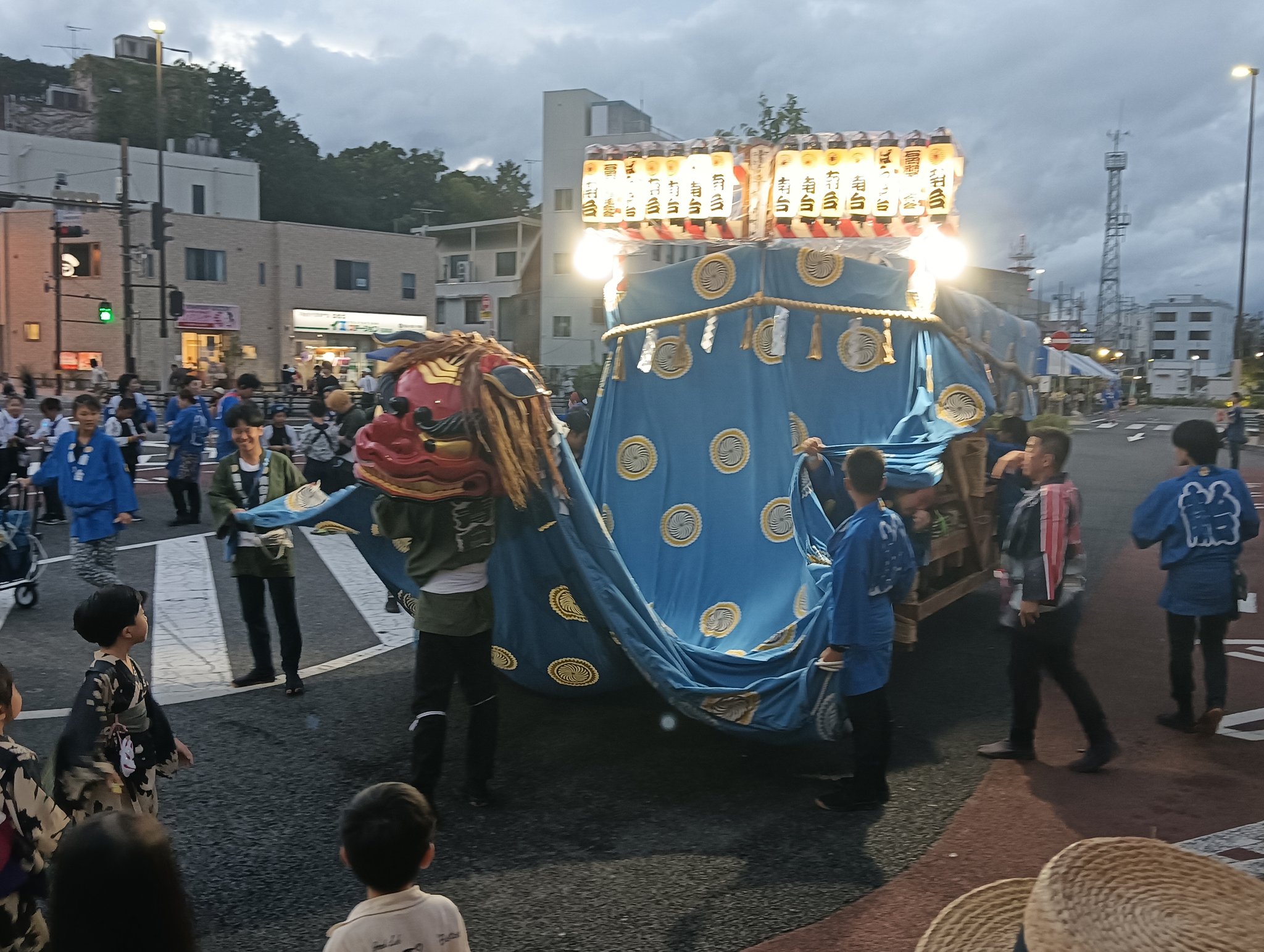キティストラップ 鈴 石岡祭り 岩手獅子舞 8/31（日）午前10:30〜11:00 昨年に引き続き、泉町第一獅子が