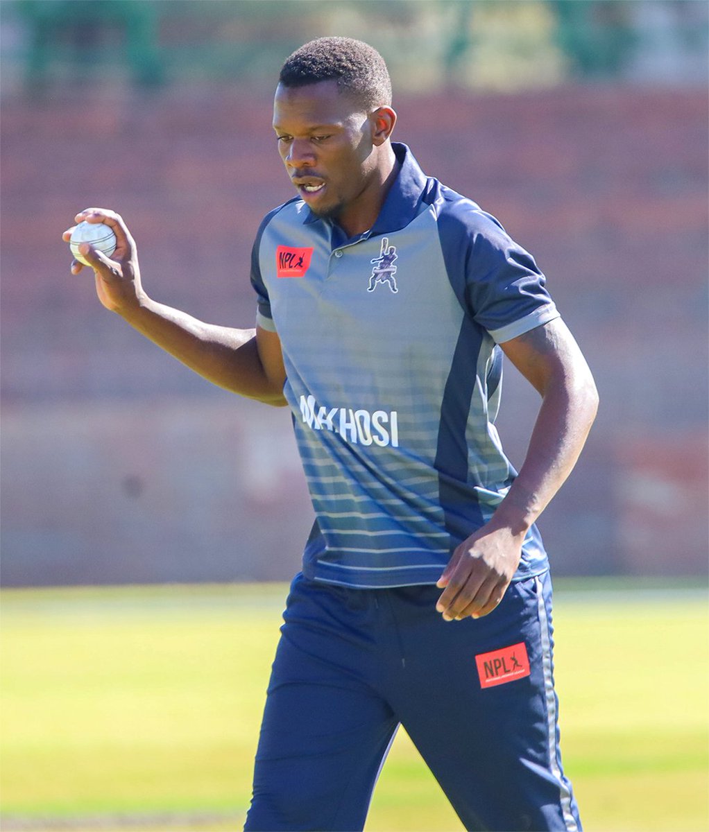 Mbizo bowled out for 102 in 25.2 overs, courtesy of Ernest Masuku's fifer! ✋🏾

📝 t.ly/UrEap

#NPL25