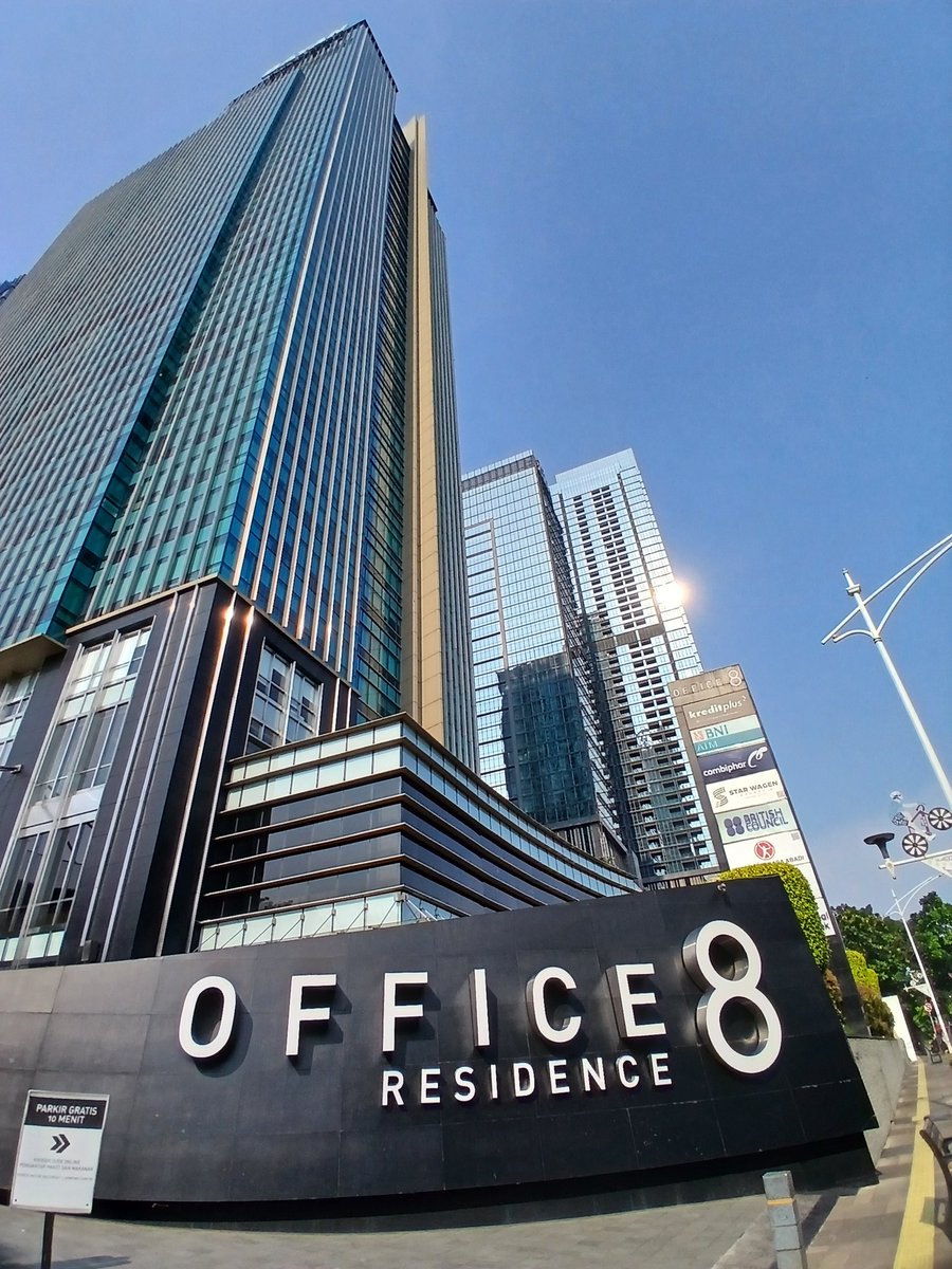 insomnia_man75's tweet image. #building #jakarta #skycraper #senopati