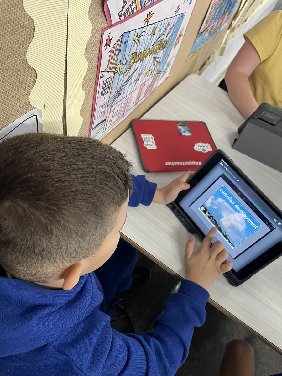 sandaigprimary's tweet image. P5 STEM are learning about identifying cloud formation! Amazing work from everyone! @GSC1 #GSCLearningLab @STEMGlasgow
@STEMLearninguk @Jane_Arthur_
@Doug_GCC
@RAISEScotland