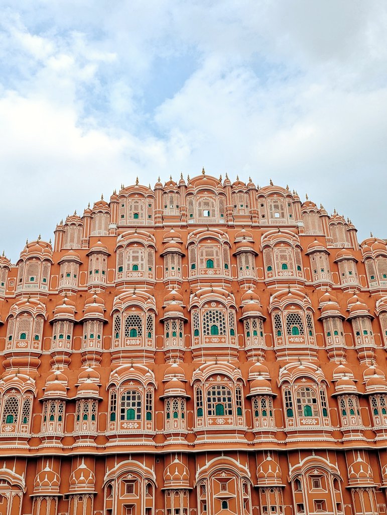 mee_yogeshh's tweet photo. Hawamahal 💕 https://t.co/ffj47P4rhQ