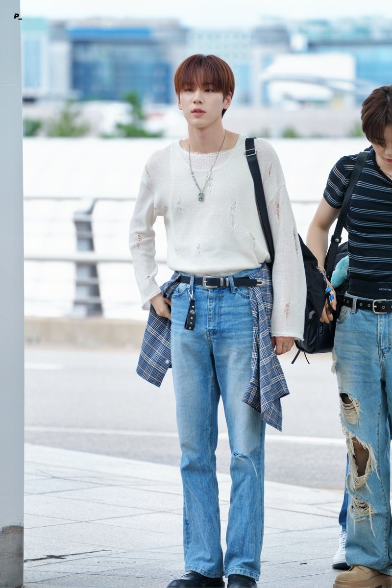 piinklet_'s tweet photo. 250913 ICN출국

#에잇턴 #8TURN
#윤성 #YOONSUNG https://t.co/n6EYukElKK