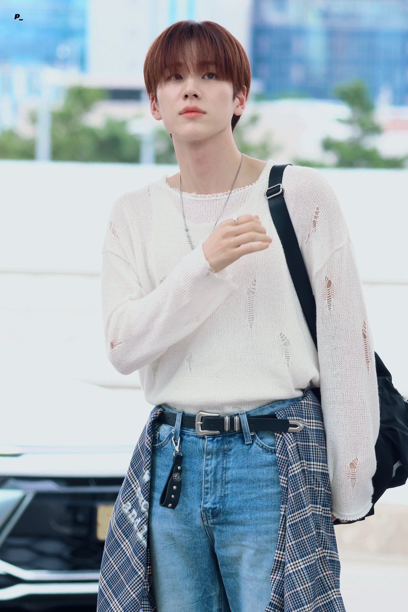 piinklet_'s tweet photo. 250913 ICN출국

#에잇턴 #8TURN
#윤성 #YOONSUNG https://t.co/n6EYukElKK