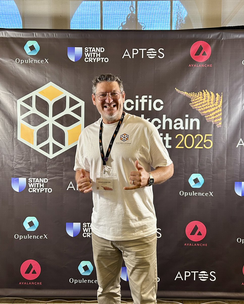 Wow so many amazing speakers and attendees at the <a href="/PBSummit/">Pacific Blockchain Summit</a>

Can’t thank <a href="/HiEllenNg/">Ellen in Paradise 🛡️🌴</a> enough for all the work she’s putting in to grow and build our blockchain community

Thinking about dedicating next week’s issue of <a href="/Ed3Weekly/">Ed3Weekly</a> to the event

Make sure you follow and subscribe!