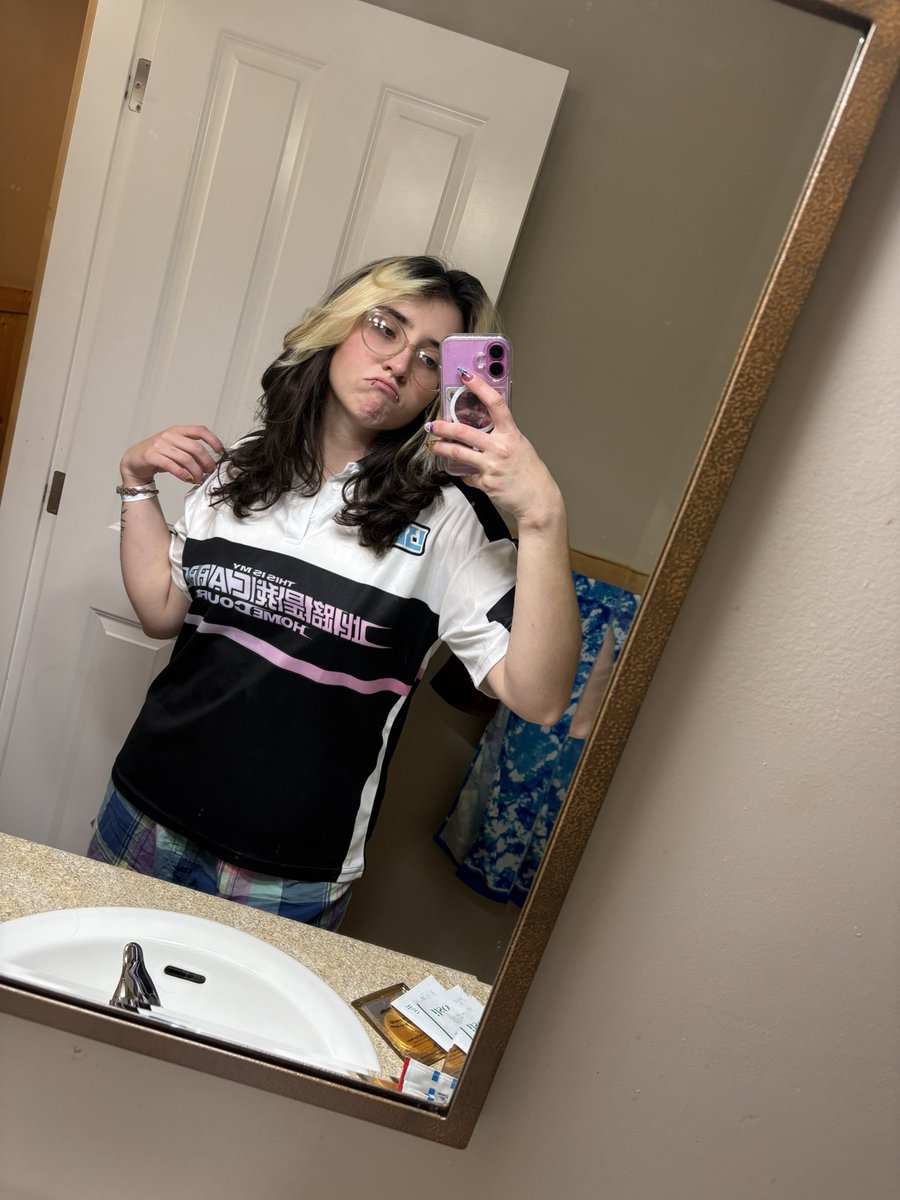 wbg skinamarink | #1 elk enjoyer tweet media