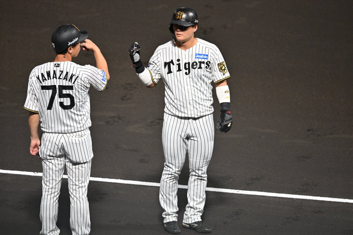 元横浜・阪神　山崎 憲晴リストバンド 元横浜・阪神 山崎 憲晴リストバンド 元横浜・阪神山崎 憲晴リストバンド