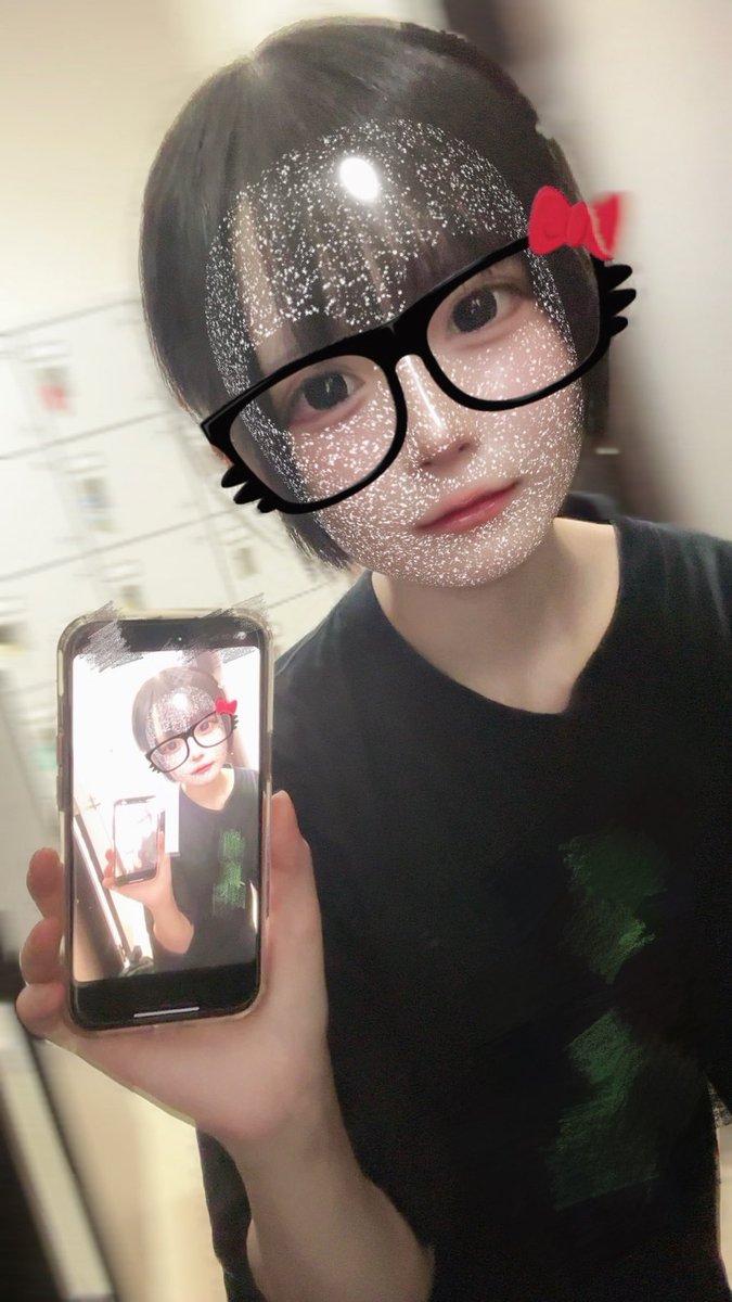 ライブついにあしたなのだ！！赤ペンライトの準備できた？❤️