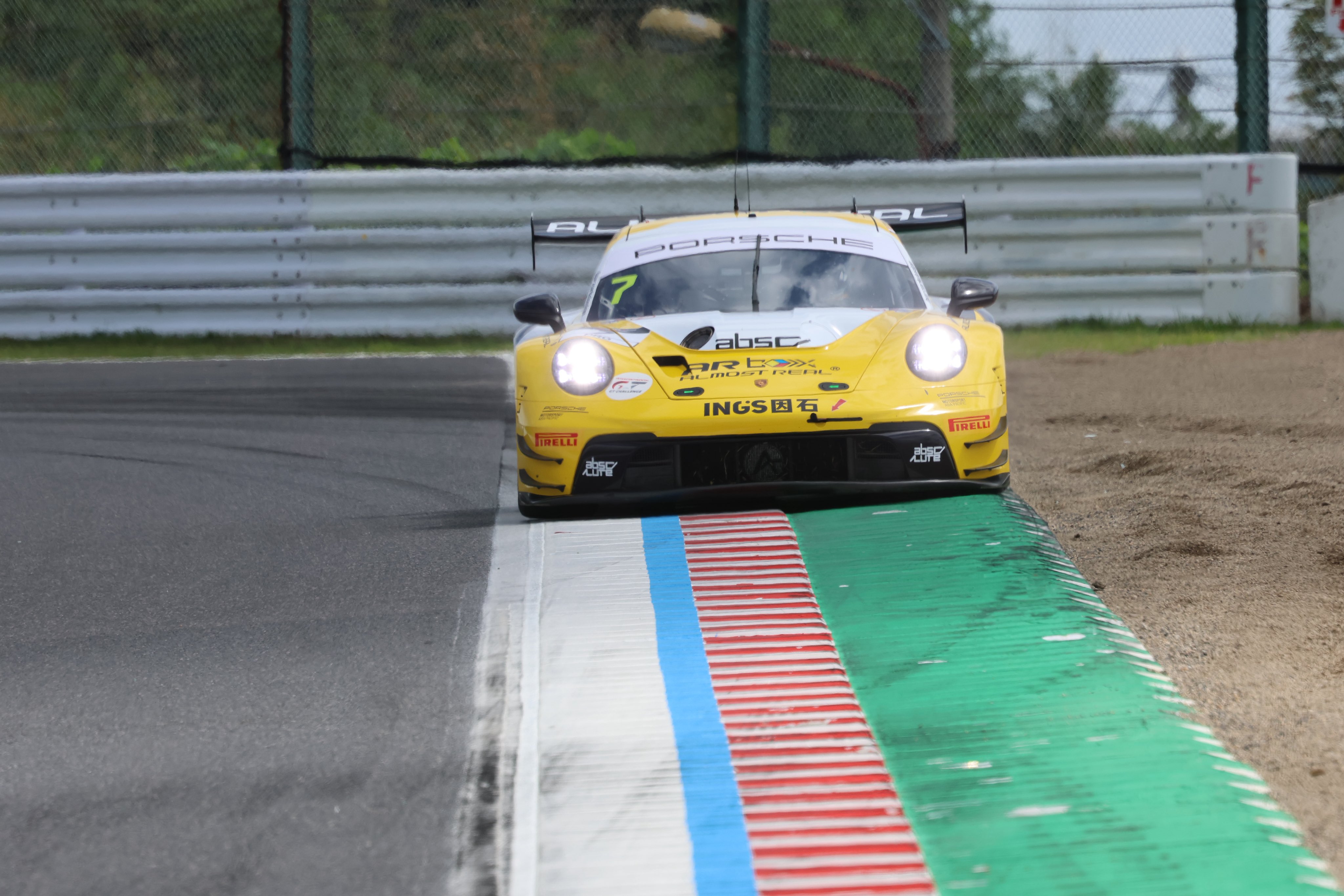 希少品・限定非売品】鈴鹿サーキット限定 鹿トロフィー金・銀・銅