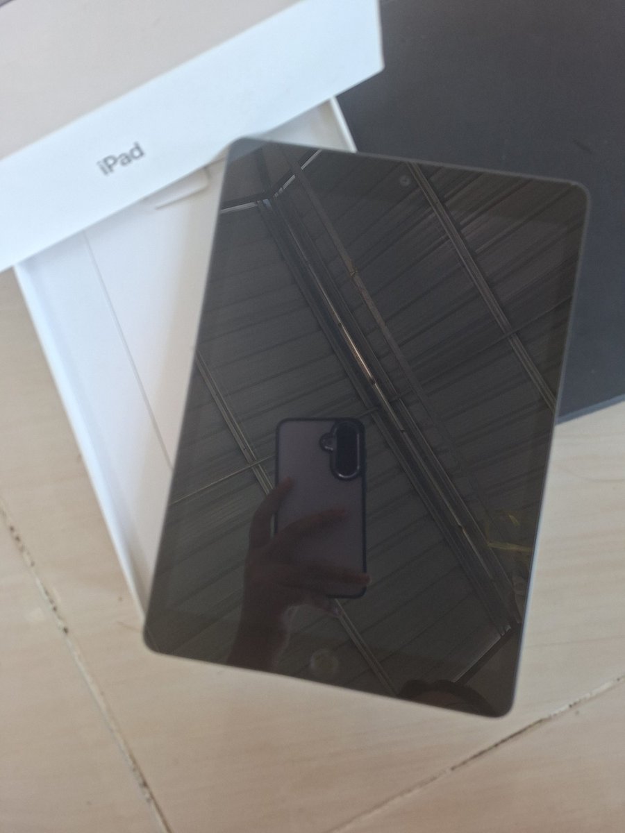 Noon_647's tweet photo. ปล่อยiPad gen9🧚🏻‍♀️ ยังอยู่คับ
พร้อมจ่าย มีของแถม ลดได้
5900 มีกล่อง เคส สายชาร์จ 
 อุปกรณ
เครื่องติดฟิล์มกระจกแล้ว
บาท 
รับผ่อน
เขต.เชียงใหม่
#ไอแพดมือสอง #ไอแพดมือ2 #ไอแพด #ส่งต่อไอแพด #ipadมือสอง #ไอแพดราคาถูก #ไอแพดGen9 #ไอแพดเพื่อการศึกษา #iPadGen9ปล่อยiPad https://t.co/DYle5yXATf