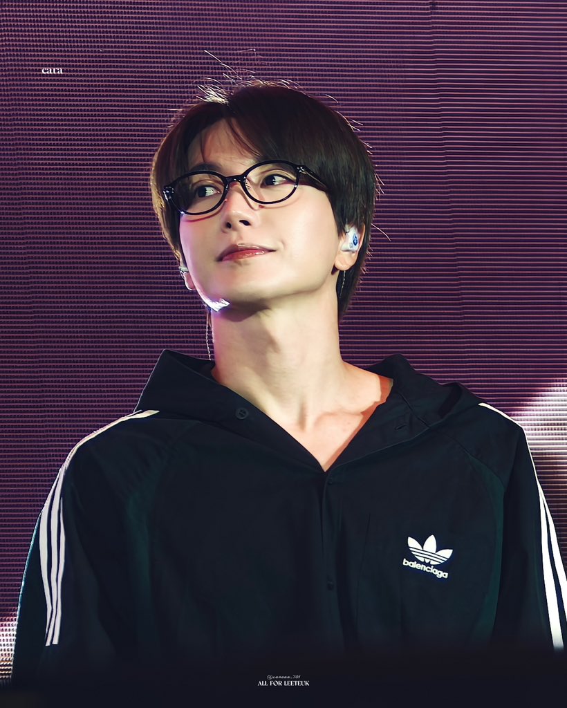 𝟐𝟎𝟐𝟓𝟎𝟗𝟏𝟑 𝐒𝐮𝐩𝐞𝐫 𝐉𝐮𝐧𝐢𝐨𝐫 𝐒𝐮𝐩𝐞𝐫 𝐒𝐡𝐨𝐰 𝟏𝟎 𝐢𝐧 𝐉𝐚𝐤𝐚𝐫𝐭𝐚 - 🇮🇩

🤓

#supershow10 #supershow #ss10 #ss10injakarta 
#이특 #박정수 #leeteuk #parkjungsu #利特 #朴正洙 #superjunior #sj #슈퍼주니어 #슈주