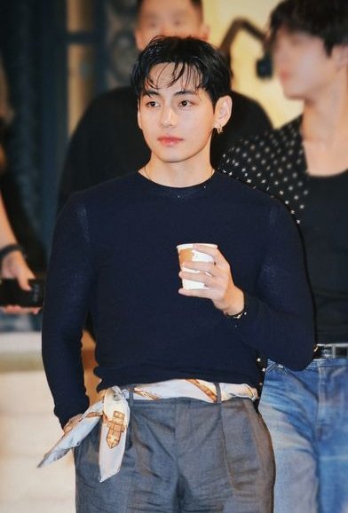 nyc Jungkook meeting paris Taehyung