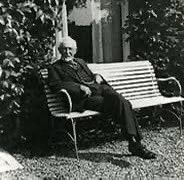 Herken je deze gebouwen in Fryslân? Ze zijn ontworpen door de bekende architect Willem Cornelis de Groot (1855-1939) van #Ameland. Ontdek alles over zijn roots in museum Sorgdrager in Hollum tijdens #openmonumentendag #omd2025 <a href="/vvvameland/">VVV Ameland</a> Meer info: openmonumentendag.nl/monument/museu…