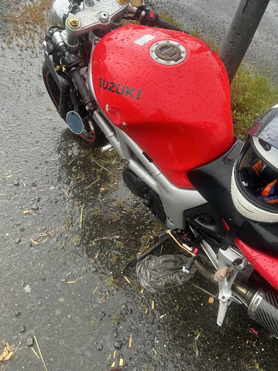 滑って転んで死にかけました