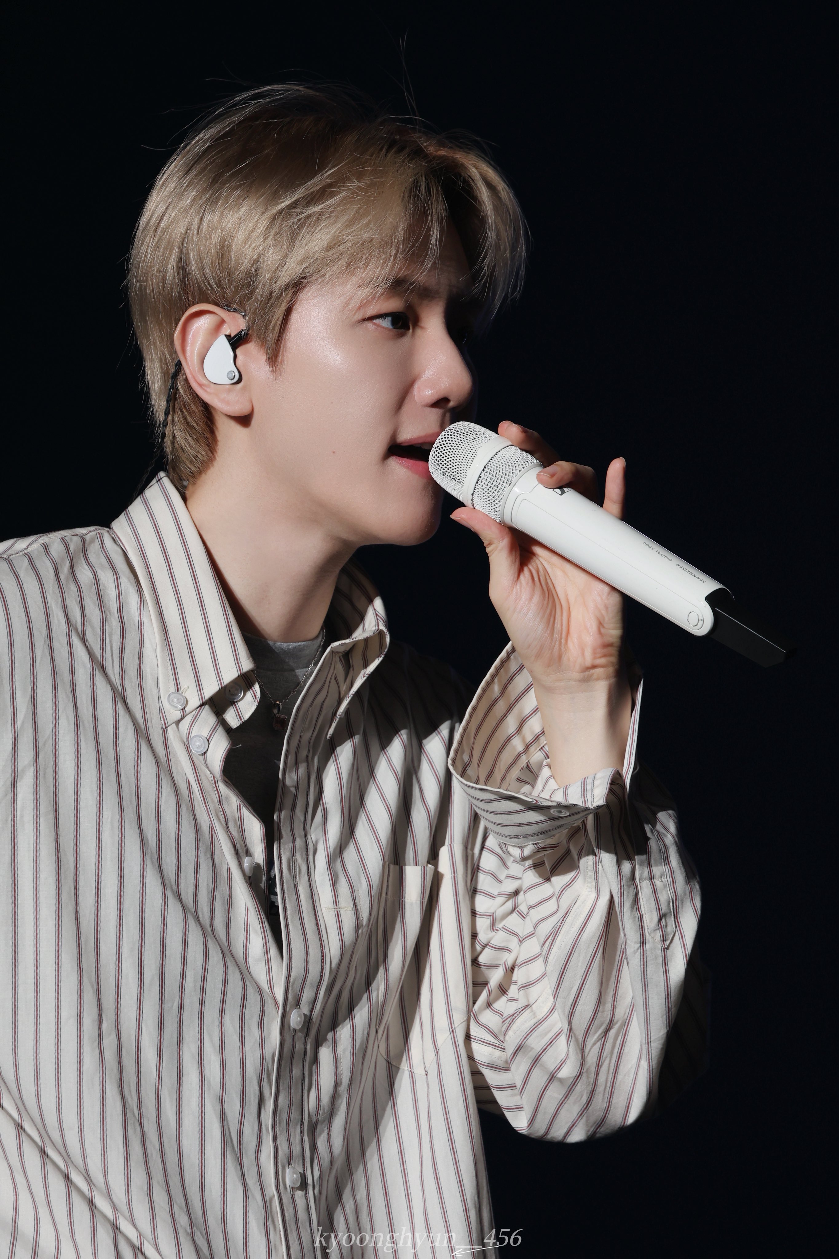 EXO terrarium ベッキョン BAEKHYUN BAEKHYUN 1st ALBUM「BAEKHYUN」2021年1月20日リリース