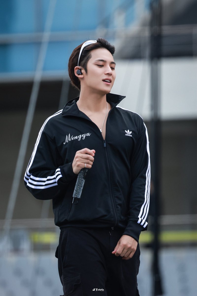Tetris_mw's tweet photo. 250913 NEW_ 첫콘 사첵 
#세븐틴 #SEVENTEEN 
#MINGYU #민규 #ミンギュ https://t.co/sRIrJASTtb