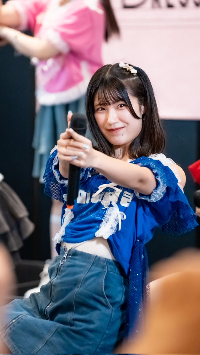 okgpic404's tweet image. 2025/09/11
フリーライブ
汐留シオサイト
瑞希ちゃん💙
#佐野瑞希
#MyDresscode #マイドレ
#アイドル #ライブアイドル #ポートレート #ライブ写真 #写しんし
※撮影可能曲