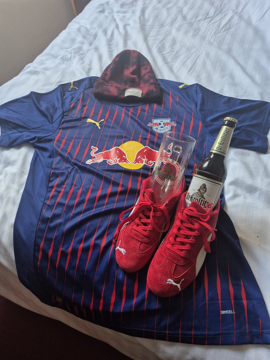 daveharmoniser1's tweet image. Matchday in Schottland 
🔴⚪️🔴🏴󠁧󠁢󠁳󠁣󠁴󠁿🍺🍺⚽️
Einmal Leipzig.
Immer leipzig.