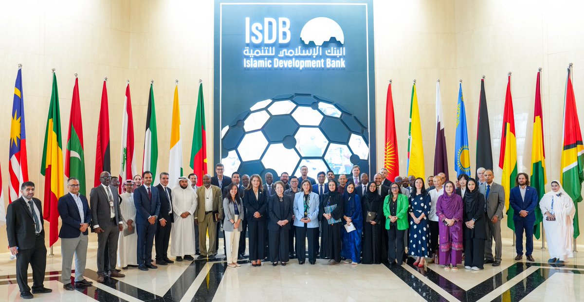 Aafreen Siddiqui Sherwani (@afreenundp) on Twitter photo When events and workshops are not just talk-shops,but a springboard of actionable projects, the magic happens! Super honored to be convening policymakers from #Asia #Africa #ArabStates for the #DigitalStewardship journey with <a href="/isdb_group/">IsDB Group</a> in #Jeddah last week <a href="/AlexOprunenco/">Alex Oprunenco</a> When events and workshops are not just talk-shops,but a springboard of actionable projects, the magic happens! Super honored to be convening policymakers from #Asia #Africa #ArabStates for the #DigitalStewardship journey with <a href="/isdb_group/">IsDB Group</a> in #Jeddah last week <a href="/AlexOprunenco/">Alex Oprunenco</a>