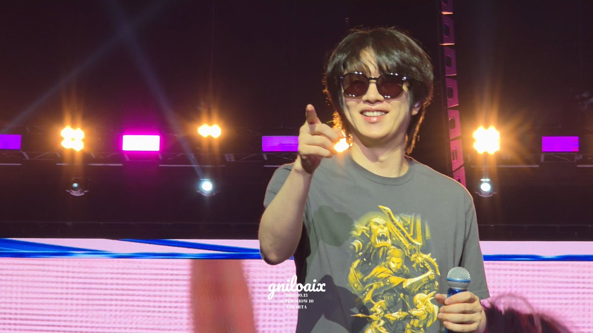 gniloaix's tweet image. 2025.09.13 SUPER SHOW 10 in JAKARTA
SOUNDCHECK 🤩
#슈퍼주니어 #SUPERJUNIOR
#SUPERSHOW #SUPERSHOW10
#20th_Anniversary_TOUR